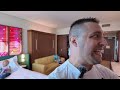 The Villas at Disneyland Hotel | Deluxe Studio | Discovery Tower Tour | DVC