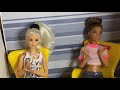 Stop Motion- College Roommates( Poppy & Blaire) Episode: 1