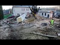 Demolition of the 7000 m2 area - First day in action with the Volvo EW 180 E