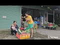 The story between a kind police officer and a poor single mother. /lytieuhuyen99